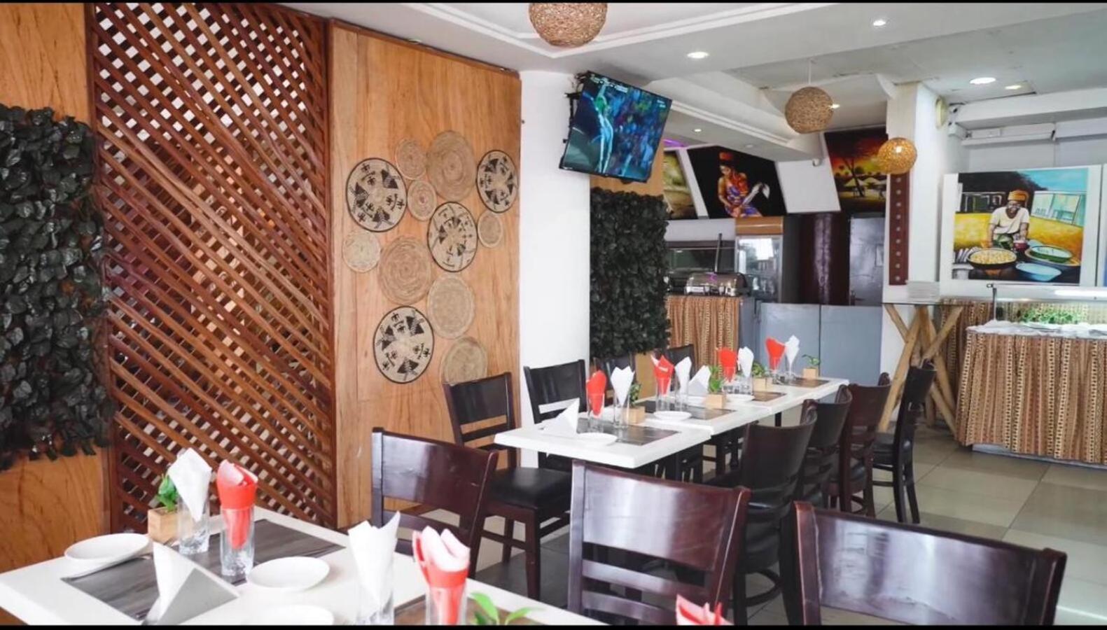 קוטונו Nobila Airport Hotel מראה חיצוני תמונה