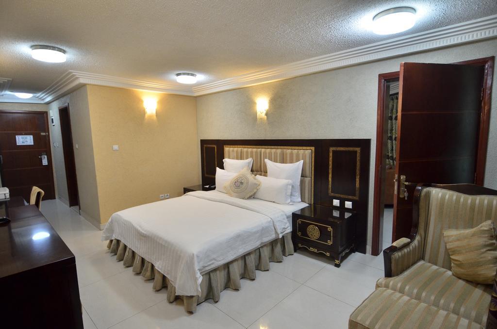 קוטונו Nobila Airport Hotel מראה חיצוני תמונה