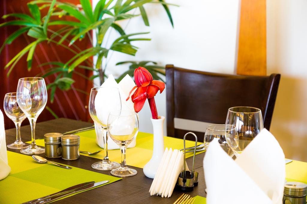 קוטונו Nobila Airport Hotel מראה חיצוני תמונה