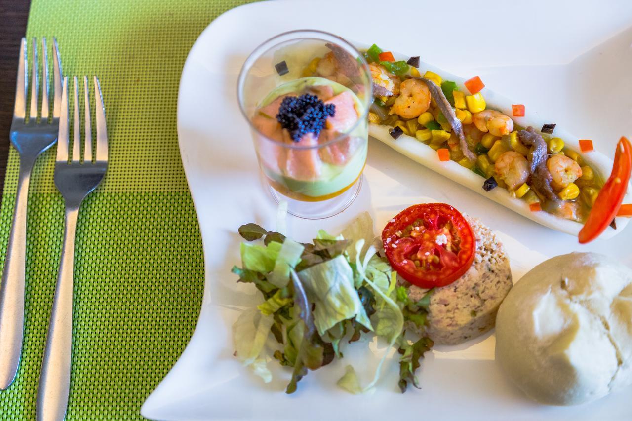 קוטונו Nobila Airport Hotel מראה חיצוני תמונה
