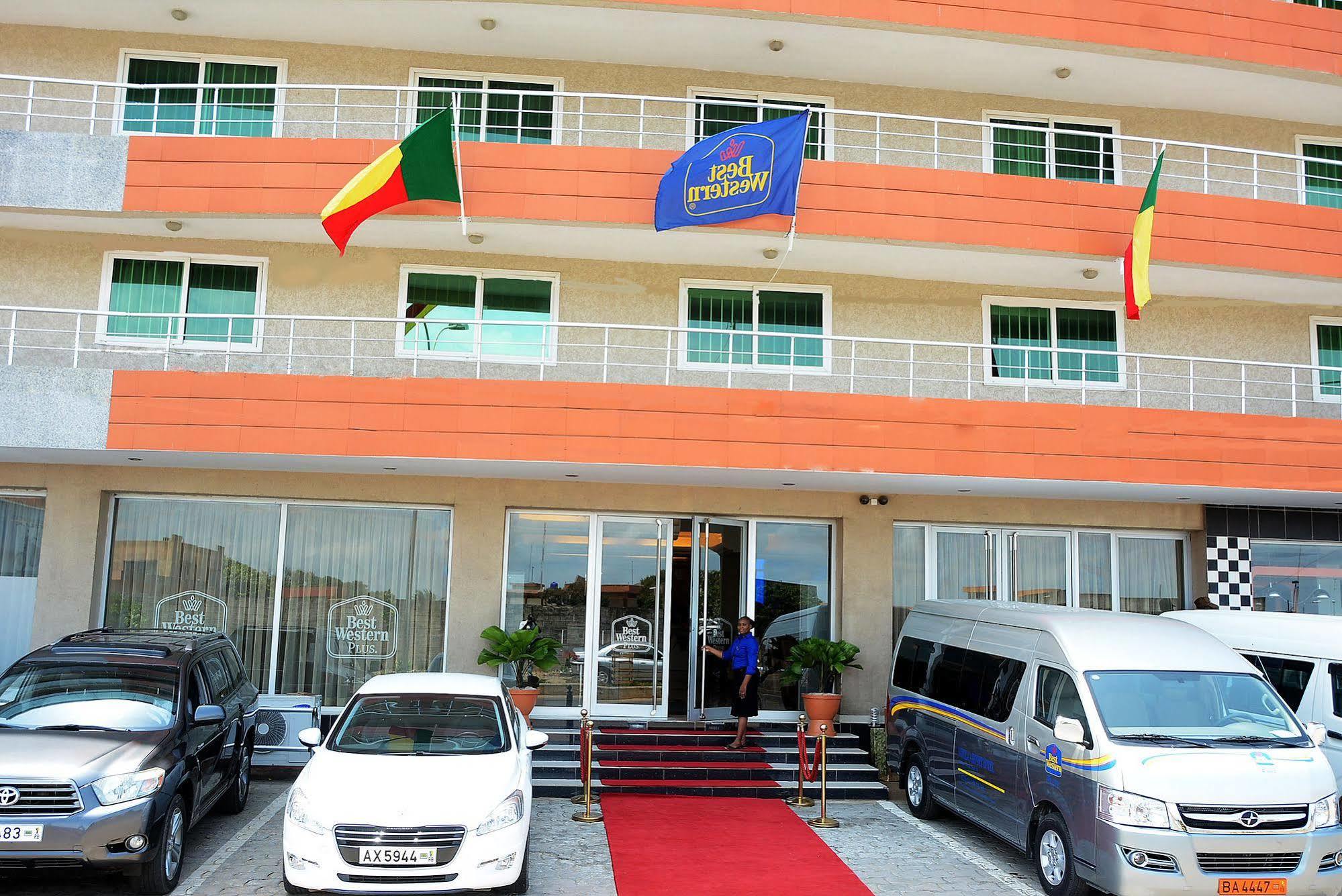 קוטונו Nobila Airport Hotel מראה חיצוני תמונה