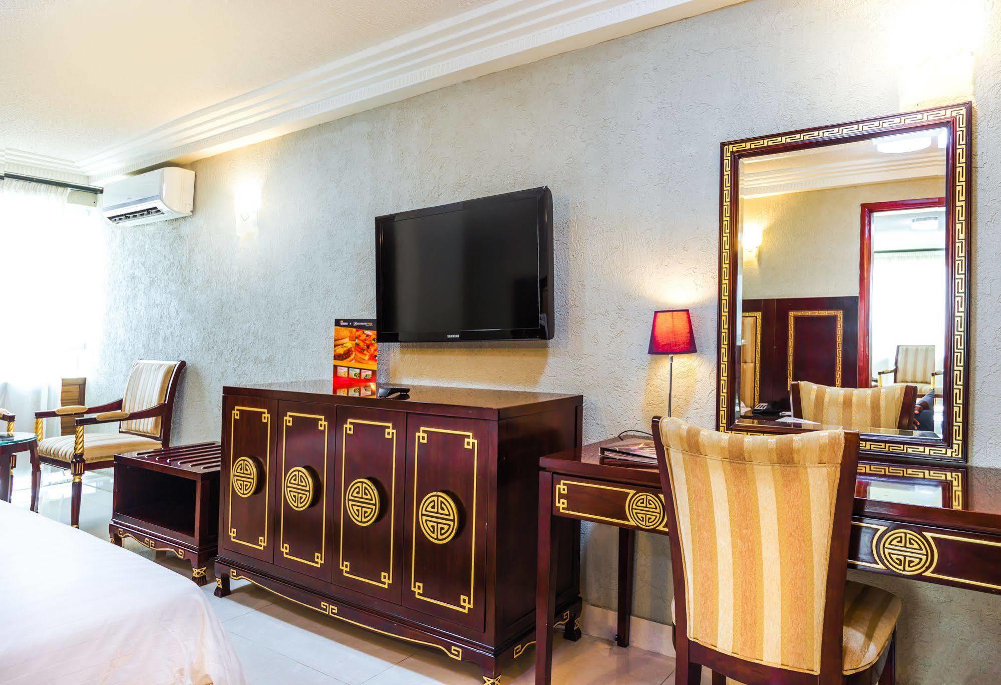 קוטונו Nobila Airport Hotel מראה חיצוני תמונה