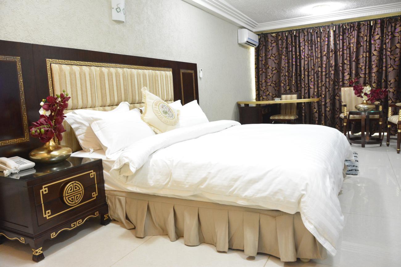 קוטונו Nobila Airport Hotel מראה חיצוני תמונה